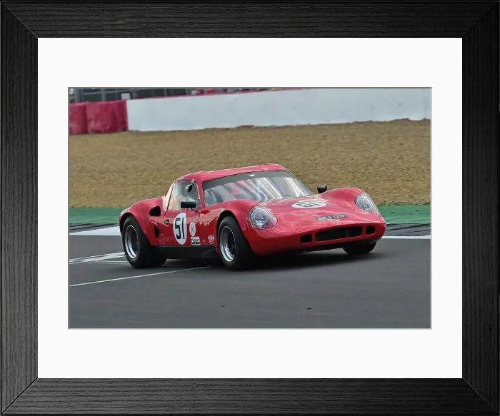 Framed Print : CM33 7828 Christian Pittard, Darren Burke, Chevron B8 Framed Print : CM33 7828 Christian Pittard, Darren Burke, Chevron B8