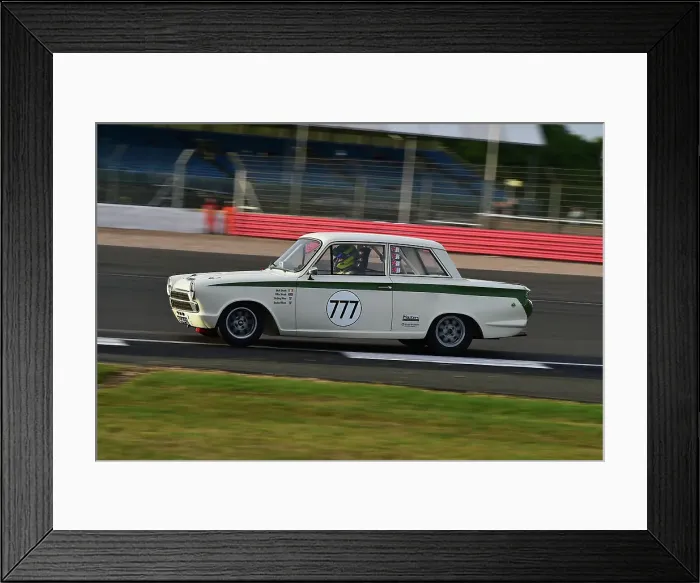 Framed Print : CM33 8622 Ollie Streek, Mel Streek, Ford Lotus Cortina Framed Print : CM33 8622 Ollie Streek, Mel Streek, Ford Lotus Cortina