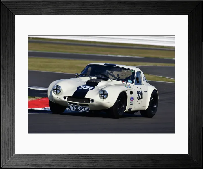 Framed Print : CJ11 9275 Graeme Langford, TVR Griffith Framed Print : CJ11 9275 Graeme Langford, TVR Griffith