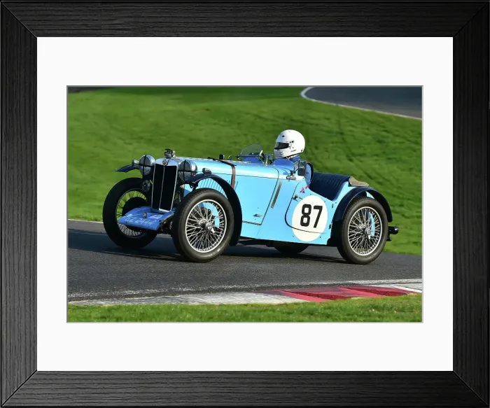 Framed Print : CM32 9746 Simon Jackson, MG PB Framed Print : CM32 9746 Simon Jackson, MG PB