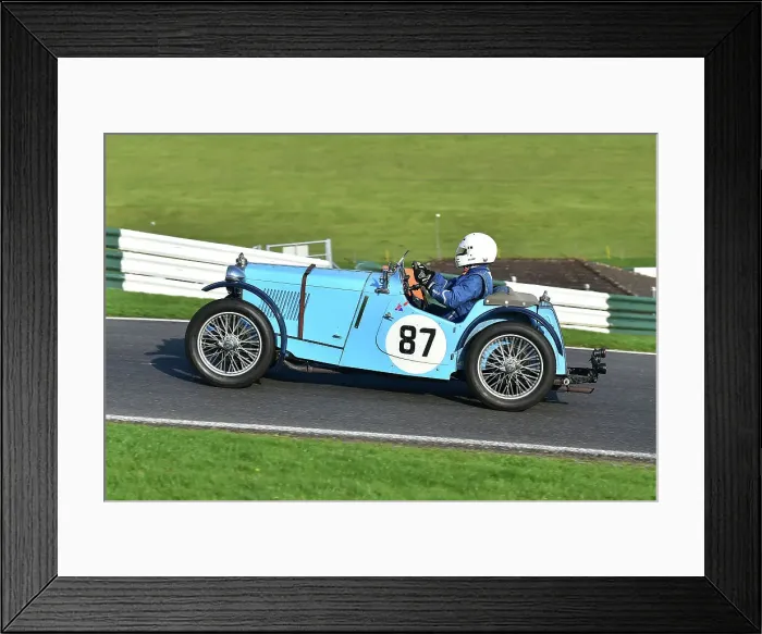 Framed Print : CM32 9756 Simon Jackson, MG PB Framed Print : CM32 9756 Simon Jackson, MG PB