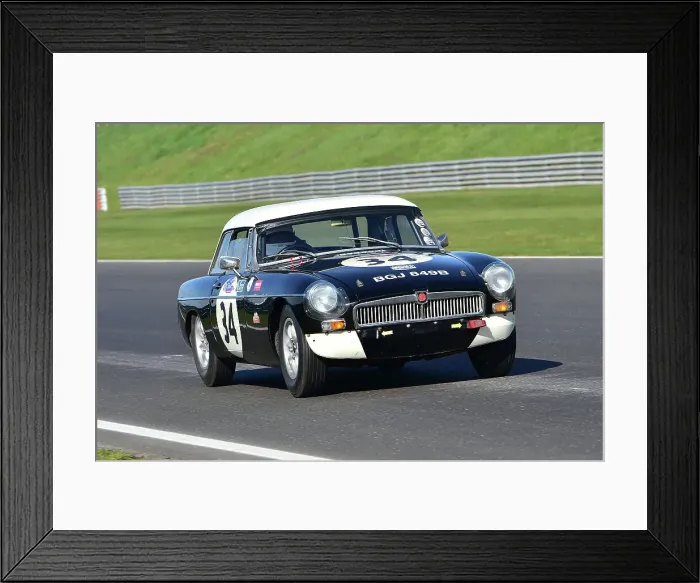 Framed Print : CM32 5421 Barbara Lambert, MG B Roadster Framed Print : CM32 5421 Barbara Lambert, MG B Roadster