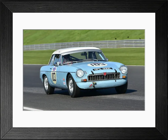 Framed Print : CM32 5440 Mark Prutton, Simon Skentelbery, MG B Roadster Framed Print : CM32 5440 Mark Prutton, Simon Skentelbery, MG B Roadster