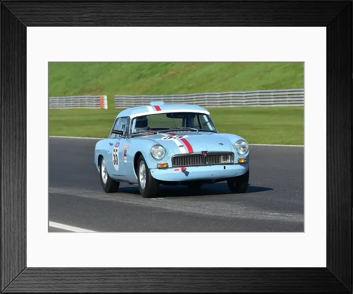 Framed Print : CM32 5448 Mark Hope, Craig Taylor, MG B Roadster Framed Print : CM32 5448 Mark Hope, Craig Taylor, MG B Roadster