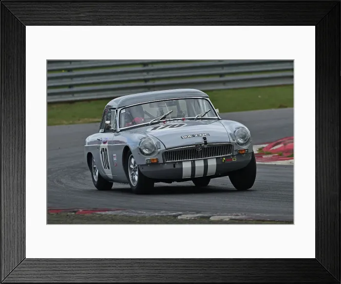 Framed Print : CM32 5839 Mike Henney, Philip Stader, MG B Roadster Framed Print : CM32 5839 Mike Henney, Philip Stader, MG B Roadster