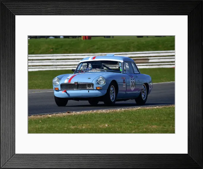 Framed Print : CJ10 4946 Mark Hope, Craig Taylor, MG B Roadster Framed Print : CJ10 4946 Mark Hope, Craig Taylor, MG B Roadster