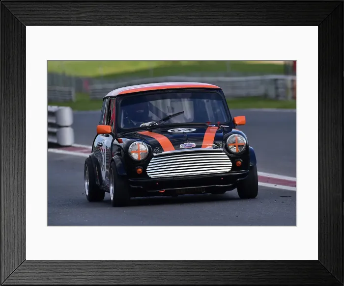 Framed Print : CM32 6128 Marc Kniese, Morris Mini Framed Print : CM32 6128 Marc Kniese, Morris Mini