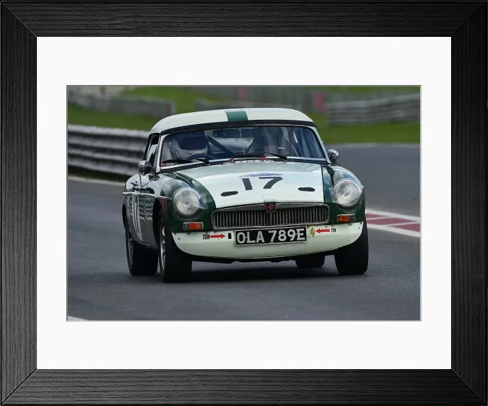 Framed Print : CM32 6134 David Waterhouse, Mark Richards, MG B Roadster Framed Print : CM32 6134 David Waterhouse, Mark Richards, MG B Roadster