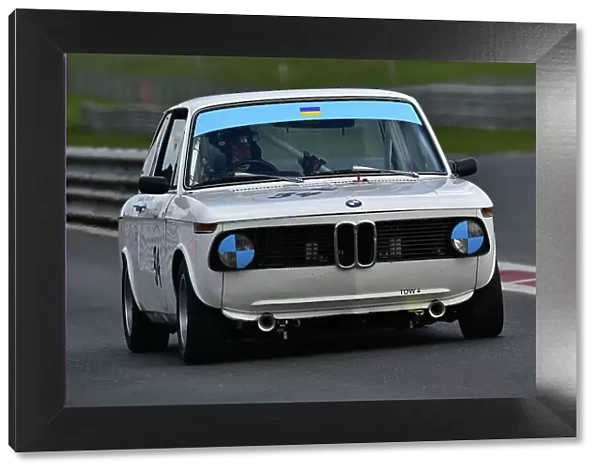 CM32 6144 Charles Tippet, Claire Norman, BMW 2002ti