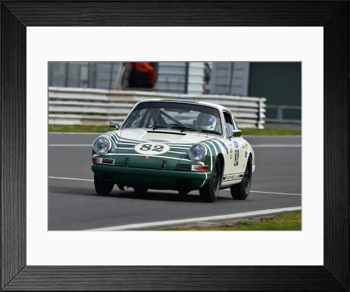 Framed Print : CM32 5547 Steven Osbourne, Porsche 911 Framed Print : CM32 5547 Steven Osbourne, Porsche 911