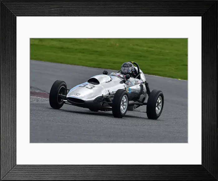 Framed Print : CM32 5140 Chris Drake, Terrier MK 4 Series 1 Framed Print : CM32 5140 Chris Drake, Terrier MK 4 Series 1