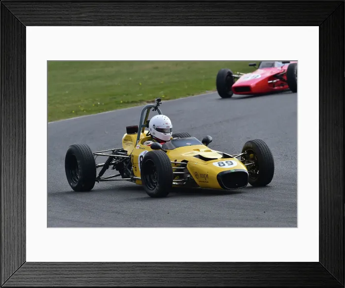 Framed Print : CM33 0088 Tom Pearson, Merlyn Mk11-17 Framed Print : CM33 0088 Tom Pearson, Merlyn Mk11-17