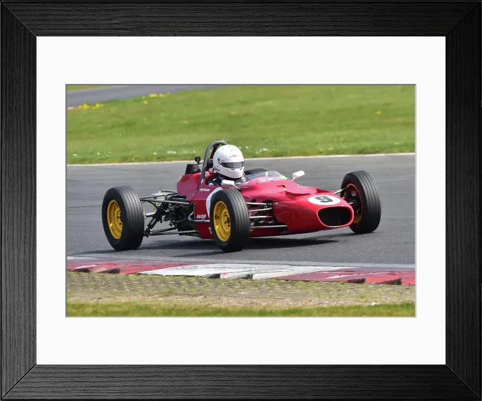 Framed Print : CM33 0257 Kevin Williams, Merlyn Mk20A