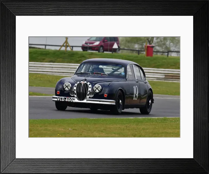 Framed Print : CJ10 8324 Bruce McWhirter, Jaguar Mk2 Framed Print : CJ10 8324 Bruce McWhirter, Jaguar Mk2