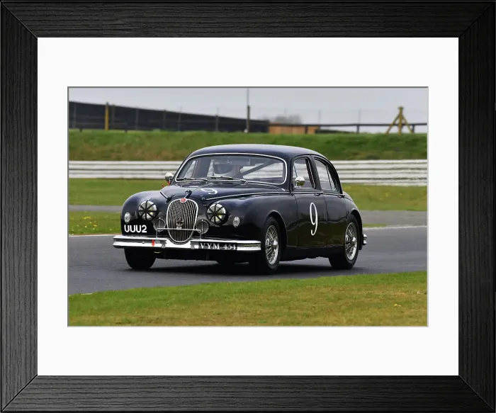 Framed Print : CJ10 8343 Darren McWhirter, Jaguar Mk1 Framed Print : CJ10 8343 Darren McWhirter, Jaguar Mk1