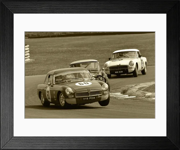 Framed Print : CM33 0382 Nick Thompson, Sean McLurg, MG B Framed Print : CM33 0382 Nick Thompson, Sean McLurg, MG B