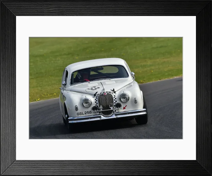 Framed Print : CM33 0423 Glenn Pearson, Jaguar Mk1 Framed Print : CM33 0423 Glenn Pearson, Jaguar Mk1