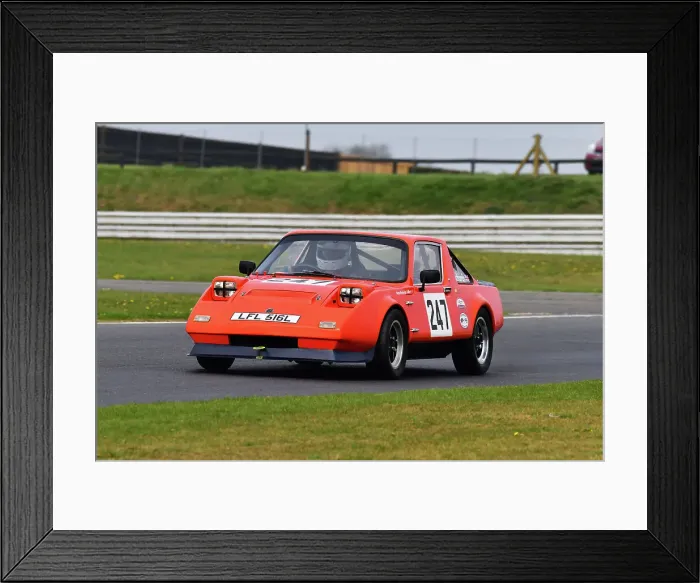 Framed Print : CJ10 8317 Pete Richards, Clan Crusader
