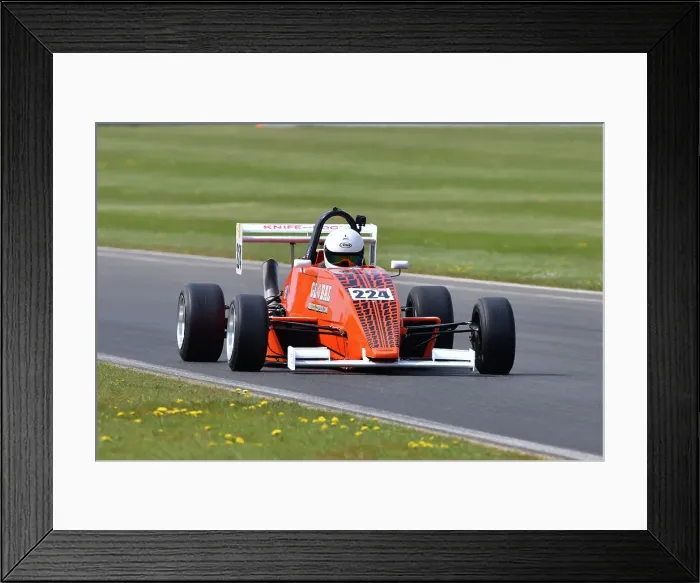 Framed Print : CJ10 8593 Karl O'Brien, Leastone 1000 Framed Print : CJ10 8593 Karl O'Brien, Leastone 1000