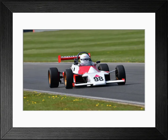 Framed Print : CJ10 8598 Rodney Toft, Van Diemen RF82 Framed Print : CJ10 8598 Rodney Toft, Van Diemen RF82