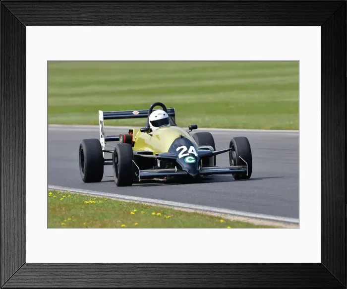Framed Print : CJ10 8602 Robin Dawe, Formula Vauxhall Lotus Framed Print : CJ10 8602 Robin Dawe, Formula Vauxhall Lotus