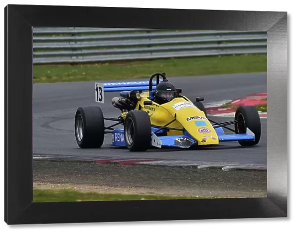 CM33 0611 Kyle Wallace, Formula Renault