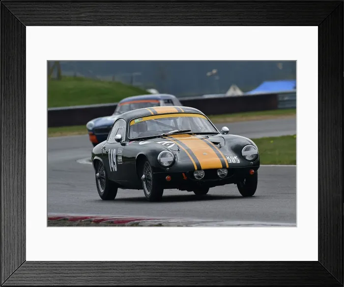 Framed Print : CM33 0011 Robert Ingram, Lotus Elite S2 Framed Print : CM33 0011 Robert Ingram, Lotus Elite S2