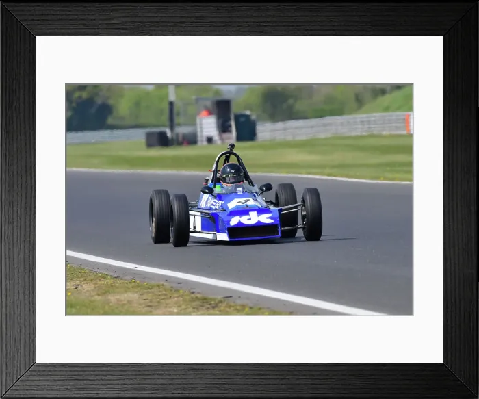 Framed Print : CJ10 8516 Richard Tarling, Royale RP26 Framed Print : CJ10 8516 Richard Tarling, Royale RP26