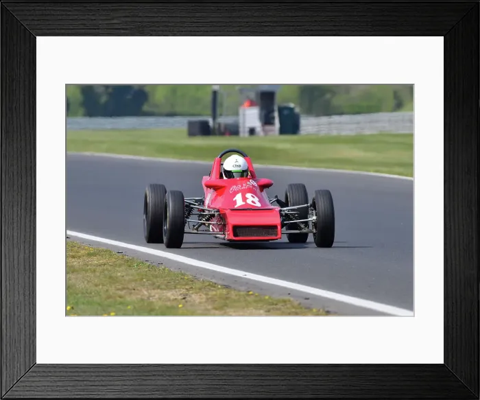 Framed Print : CJ10 8533 Ben Tinkler, Van Diemen RF80 Framed Print : CJ10 8533 Ben Tinkler, Van Diemen RF80