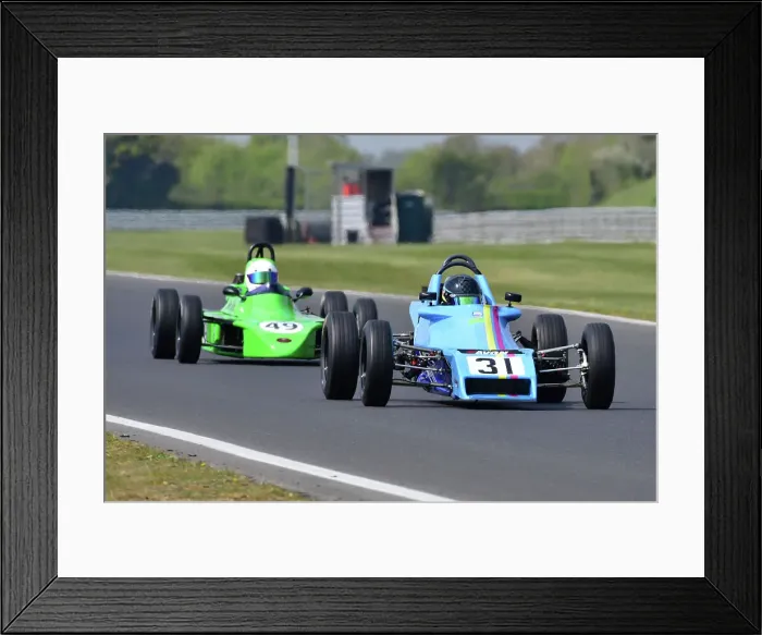 Framed Print : CJ10 8542 Andy Gosling, Van Diemen RF79 Framed Print : CJ10 8542 Andy Gosling, Van Diemen RF79