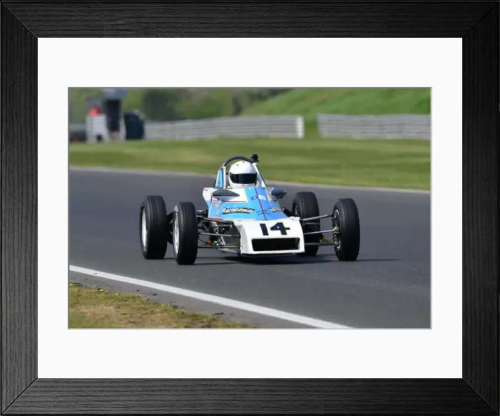 Framed Print : CJ10 8552 Joseph Ahrens, Van Diemen RF80 Framed Print : CJ10 8552 Joseph Ahrens, Van Diemen RF80