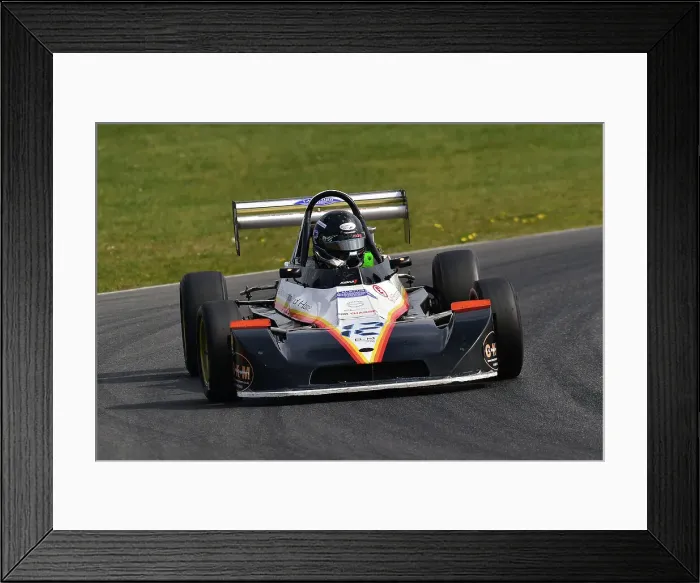 Framed Print : CM33 0428 Drew Cameron, Royale RP27 Framed Print : CM33 0428 Drew Cameron, Royale RP27