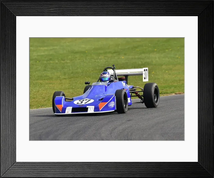 Framed Print : CM33 0442 Lee Bankhurst, Royale RP30 Framed Print : CM33 0442 Lee Bankhurst, Royale RP30