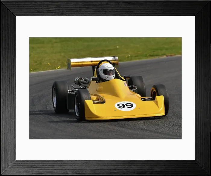 Framed Print : CM33 0446 Geoff O'nion, Reynard SF77