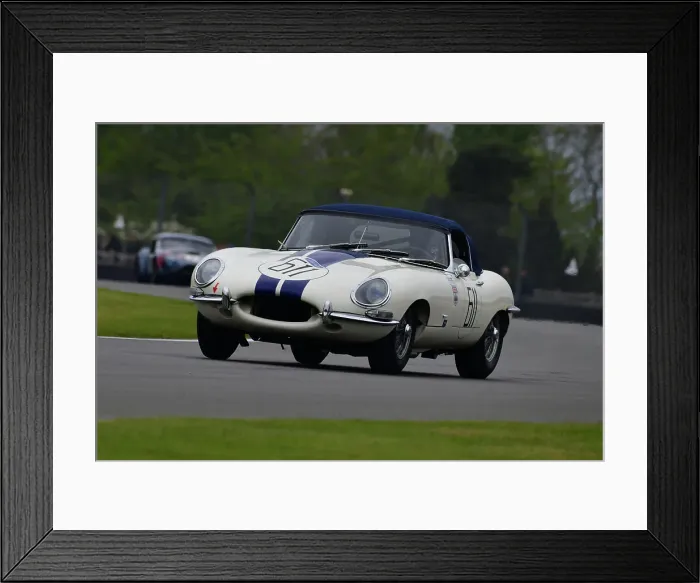 Framed Print : CJ10 9342 Gregor Fisken, Patrick Blakeney-Edwards, Christoff Cowens, Jaguar E-Type