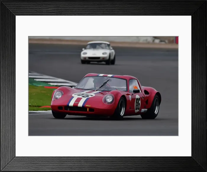Framed Print : CJ11 1220 Robert Shaw, Chevron B8 Framed Print : CJ11 1220 Robert Shaw, Chevron B8