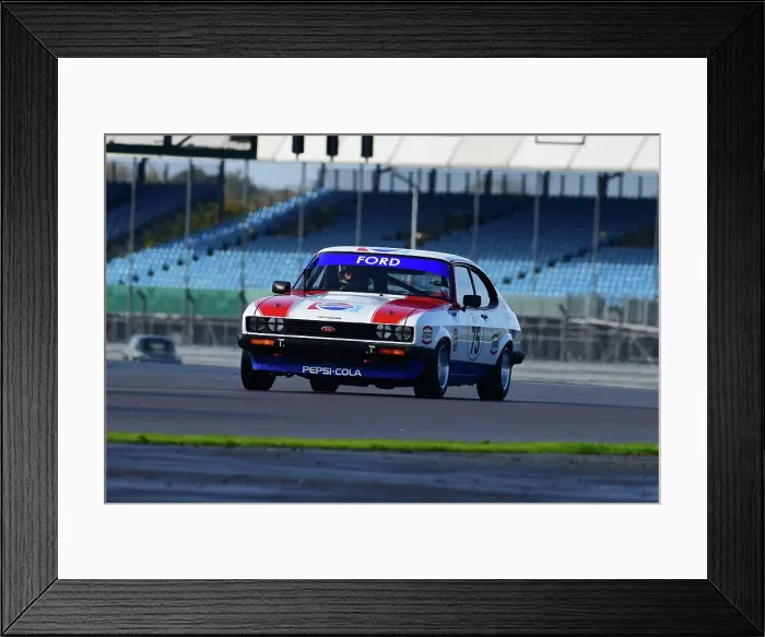 Framed Print : CJ12 3158 Jonathan White, Ford Capri 3 litre S Framed Print : CJ12 3158 Jonathan White, Ford Capri 3 litre S