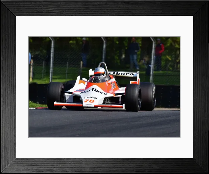 Framed Print : CJ12 9281 Warren Briggs, McLaren M29 Framed Print : CJ12 9281 Warren Briggs, McLaren M29