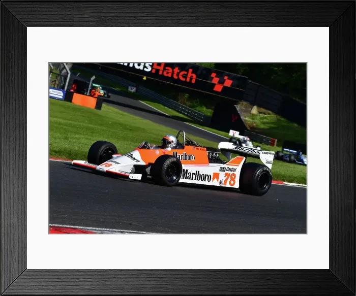 Framed Print : CJ12 9336 Warren Briggs, McLaren M29 Framed Print : CJ12 9336 Warren Briggs, McLaren M29