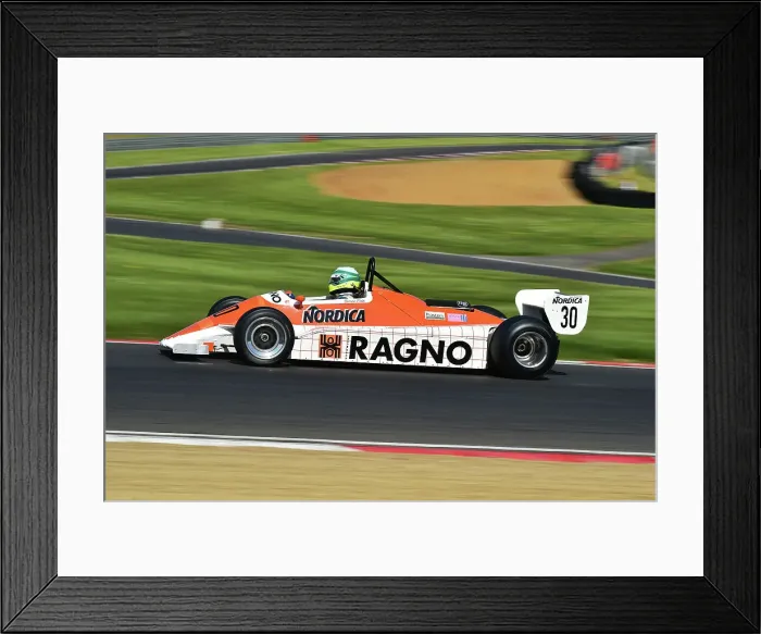 Framed Print : CM34 8349 Simon Fish, Arrows A4 Framed Print : CM34 8349 Simon Fish, Arrows A4