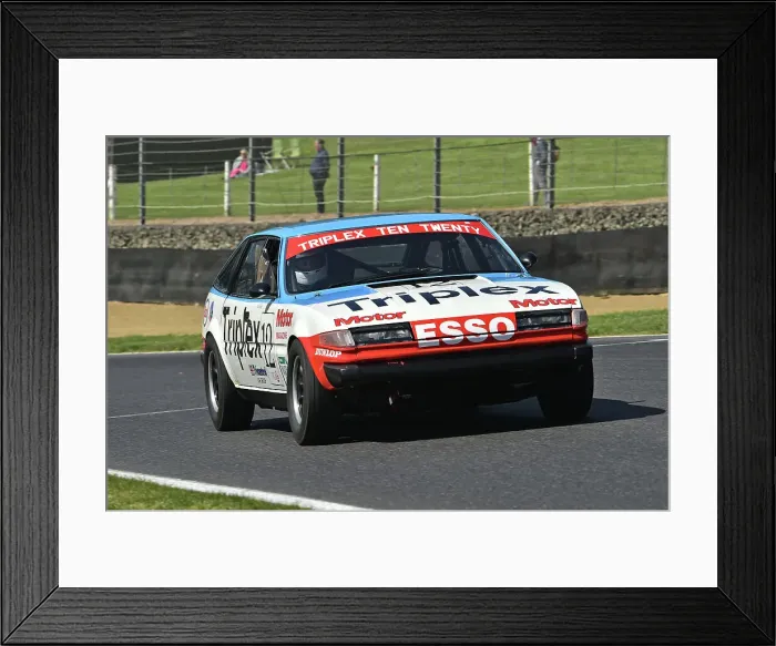 Framed Print : CM34 7937 Adam Brindle, Rover SD1