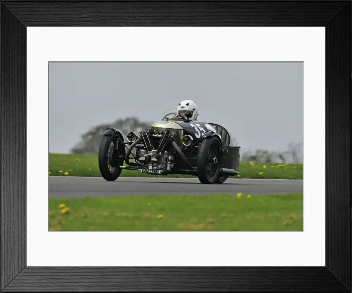Framed Print : CM34 6310 Sue Darbyshire, Duncan Wood, Morgan Super Aero Framed Print : CM34 6310 Sue Darbyshire, Duncan Wood, Morgan Super Aero