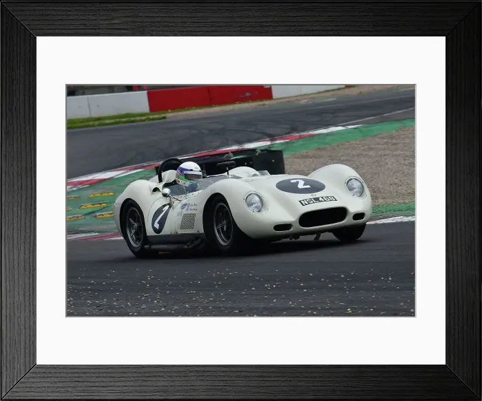 Framed Print : CJ12 7177 Richard Hudson, Stuart Morley, Lister Knobbly Framed Print : CJ12 7177 Richard Hudson, Stuart Morley, Lister Knobbly