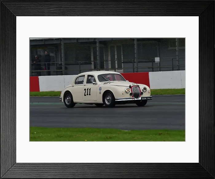 Framed Print : CM34 6942 Simon Lewis, Guy Connew, Jaguar Mk1 Framed Print : CM34 6942 Simon Lewis, Guy Connew, Jaguar Mk1