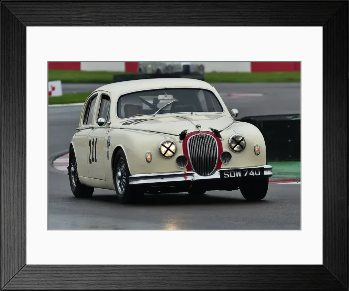 Framed Print : CM34 6986 Simon Lewis, Guy Connew, Jaguar Mk1 Framed Print : CM34 6986 Simon Lewis, Guy Connew, Jaguar Mk1
