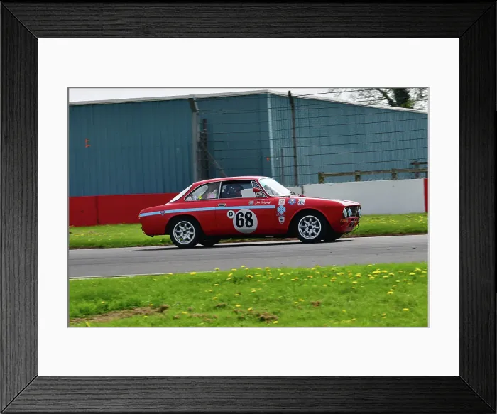 Framed Print : CJ12 7076 Jon Wagstaff, Paul Wallis, Alfa Romeo 2000 GTV Framed Print : CJ12 7076 Jon Wagstaff, Paul Wallis, Alfa Romeo 2000 GTV