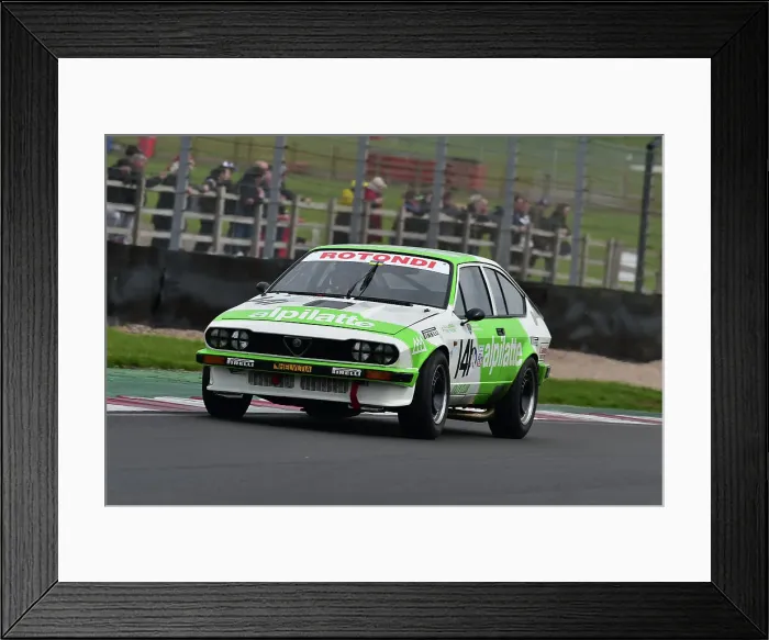 Framed Print : CM34 6517 Paul Clayson, Chris Snowdon, Alfa Romeo GTV6 Framed Print : CM34 6517 Paul Clayson, Chris Snowdon, Alfa Romeo GTV6