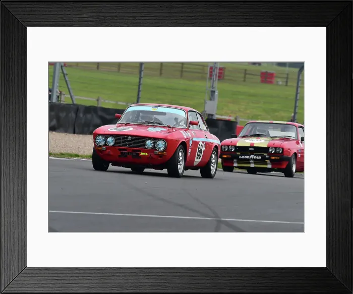 Framed Print : CM34 6534 Jon Wagstaff, Paul Wallis, Alfa Romeo 2000 GTV Framed Print : CM34 6534 Jon Wagstaff, Paul Wallis, Alfa Romeo 2000 GTV