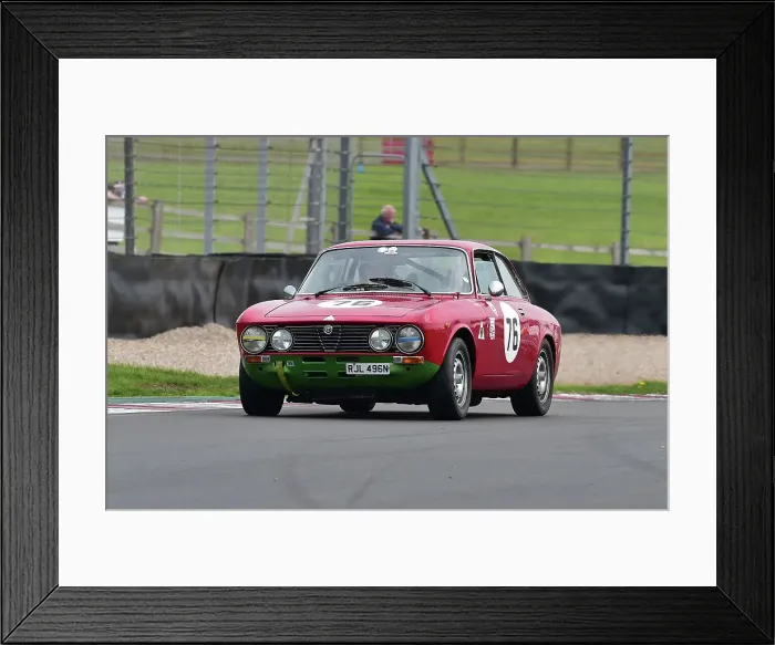Framed Print : CM34 6537 David Erwin, Alfa Romeo 2000 GTV Framed Print : CM34 6537 David Erwin, Alfa Romeo 2000 GTV