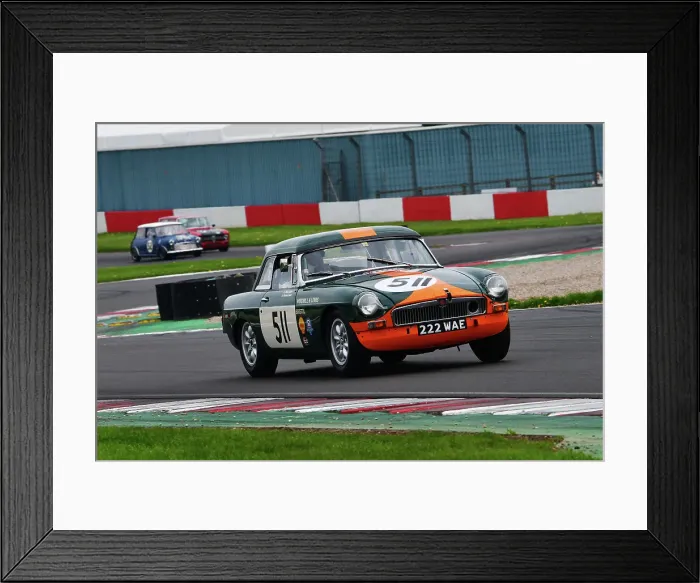 Framed Print : CJ12 7229 Richard Locke, MGB Roadster Framed Print : CJ12 7229 Richard Locke, MGB Roadster